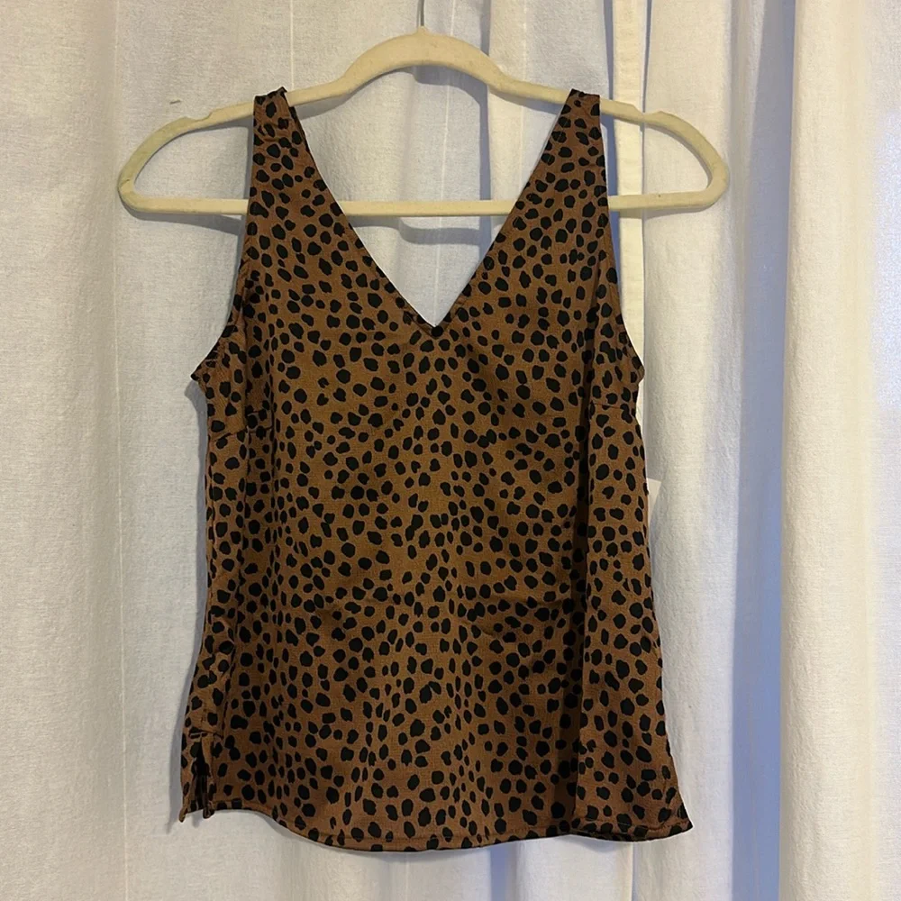 OLD NAVY TOP - Picture 1 of 2